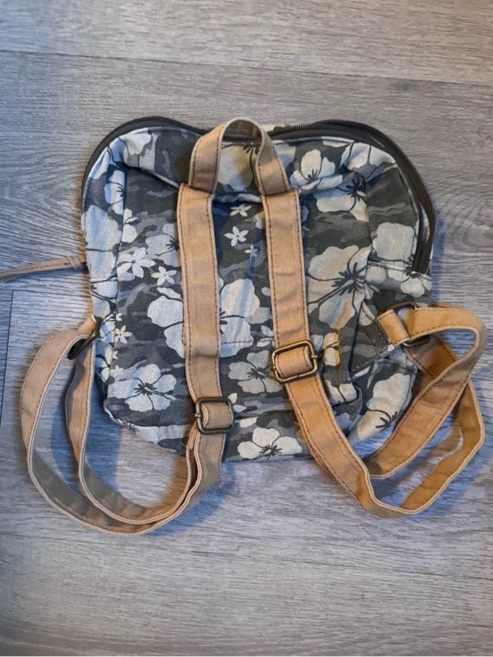 O'Neill Floral Camo Mini Backpack - Olive Cream - Picture 5 of 5